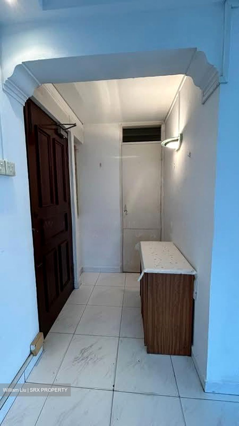 Blk 238 Jurong East Street 21 (Jurong East), HDB 5 Rooms #538001241